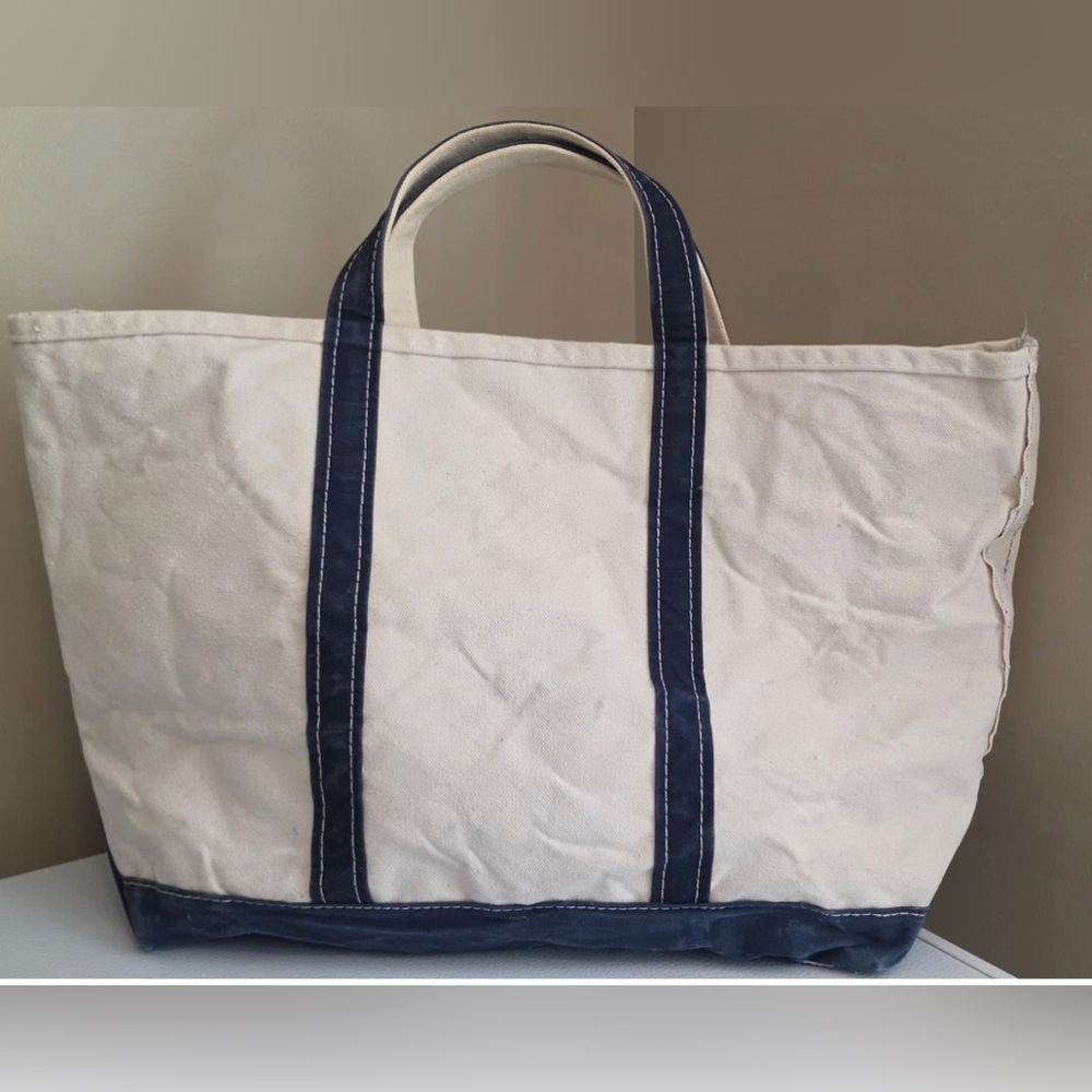 Vintage L.L. Bean XL Boat and Tote Navy Blue & Cream Canvas Bag Freeport Maine 1